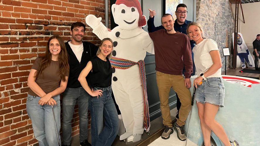 Activité d'équipe Nexam au mini putt